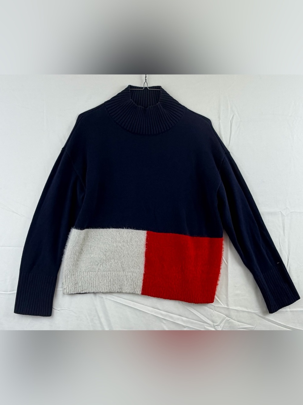 Y2K Vintage Tommy Hilfiger unisex LS Turtleneck Sweater Medium Classic Colors